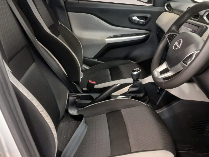 NISSAN MAGNITE 1.0T Visia MT 2024