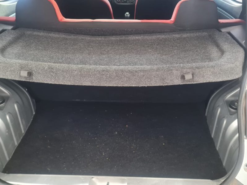 RENAULT KWID 1.0 DYNAMIQUE ABS 2025